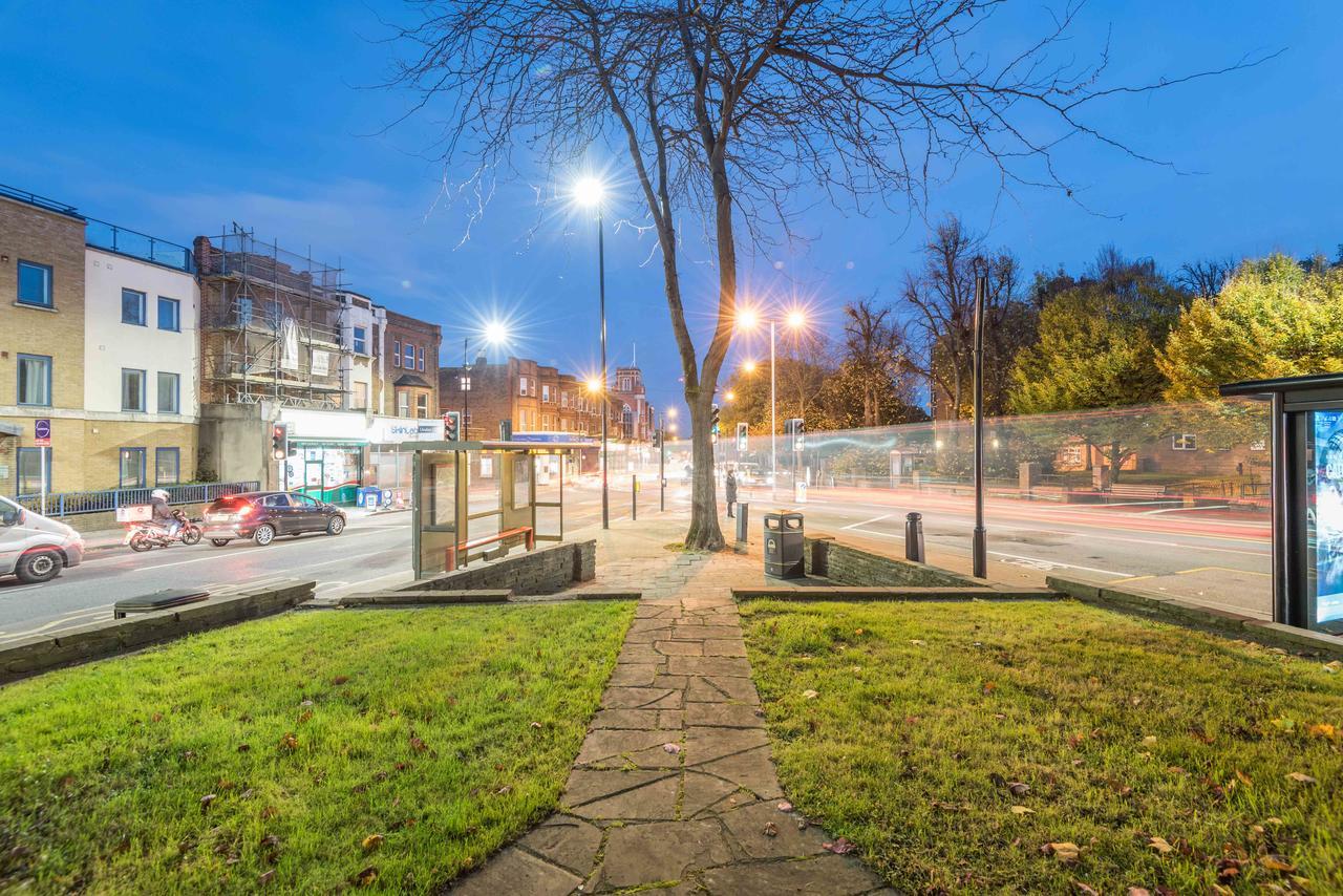 Comfortable Home In Wandsworth Лондон Экстерьер фото